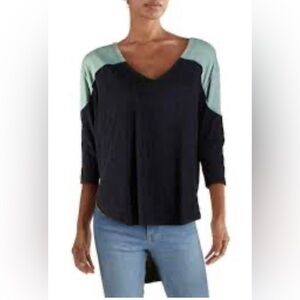 We The Free Tee size XS